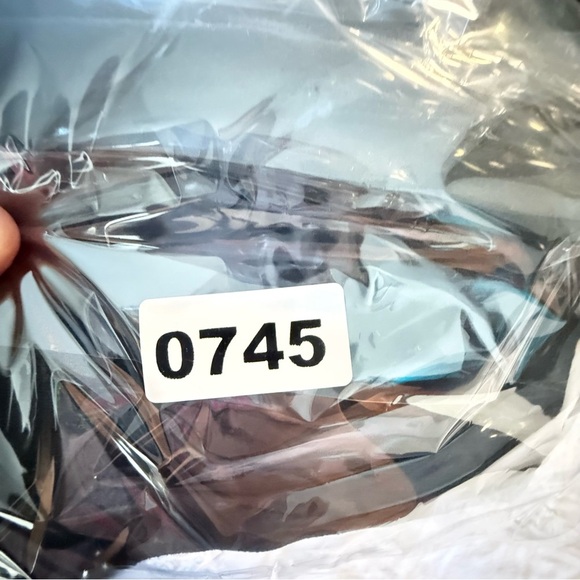 Lululemon Athletica yoga pant. - Picture 6 of 7